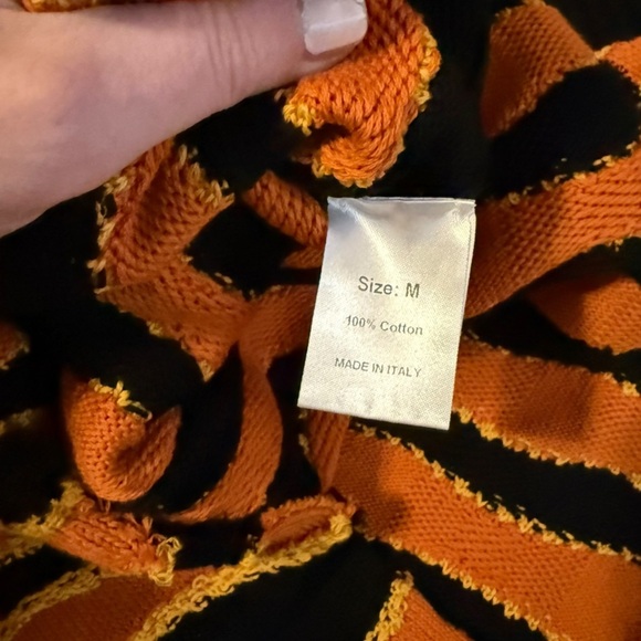 AVRIL 8790 Black and Orange Striped Sweatervest Size Medium - Picture 5 of 5